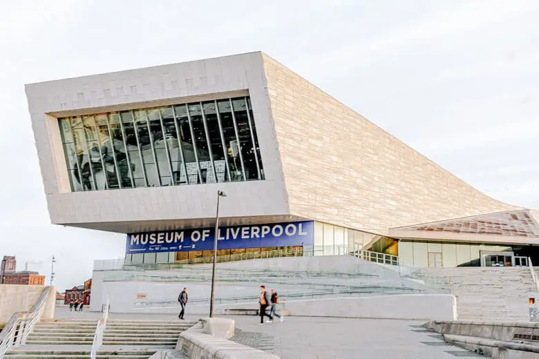 Museum of Liverpool from the front - Liverpool in autumn