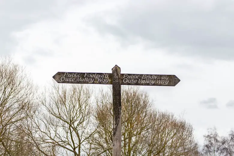 Walks in and around St Ives, Cambridgeshire - guidepost, Ouse Valley Way (featured image)