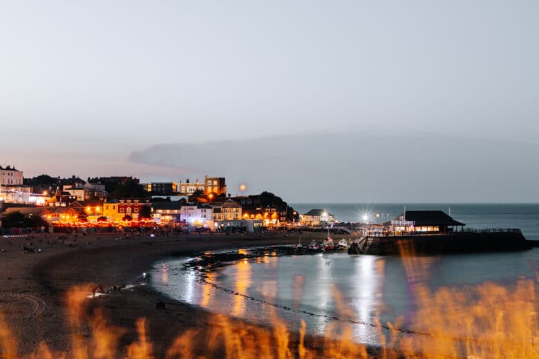 View of the Viking Bay in Broadstairs at night