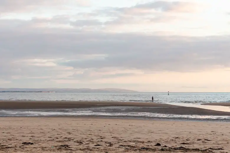 Guide to Crosby Beach nearest beach to Liverpool GIRL IN PAPERTOWN